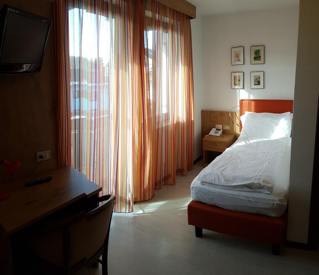Hotel Olimpic Baselga di Pinè Extérieur photo